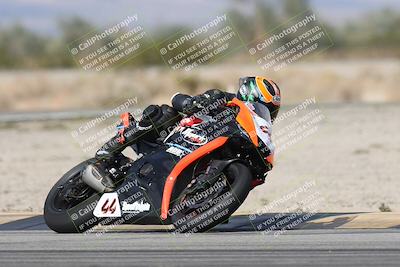 media/Nov-16-2025-Race Pace (Sun) [[8c5fa54630]]/Verified Riders/7-Turn 4 (1155am)/